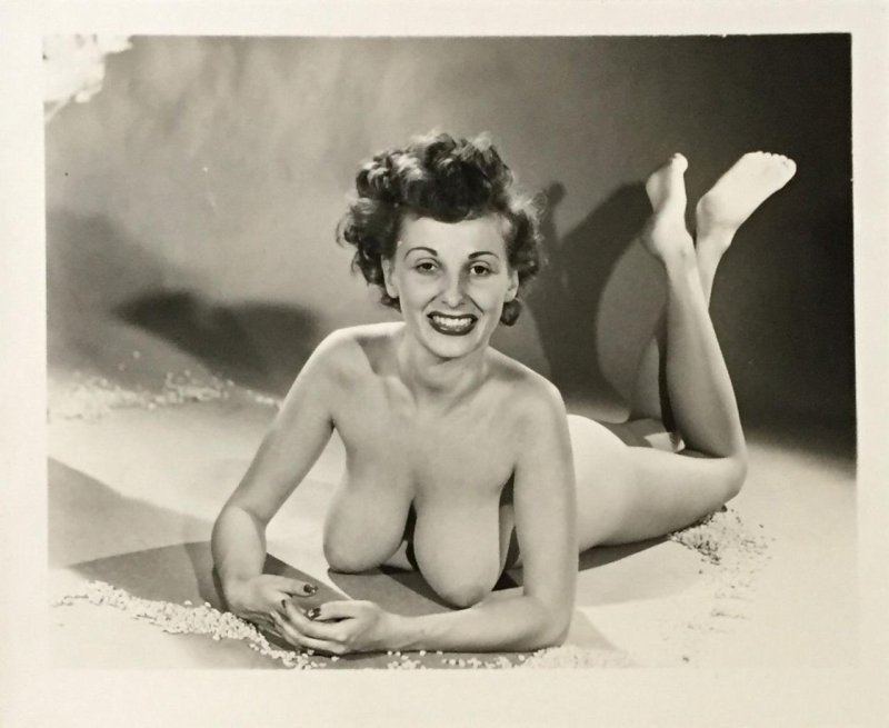 Retro nude