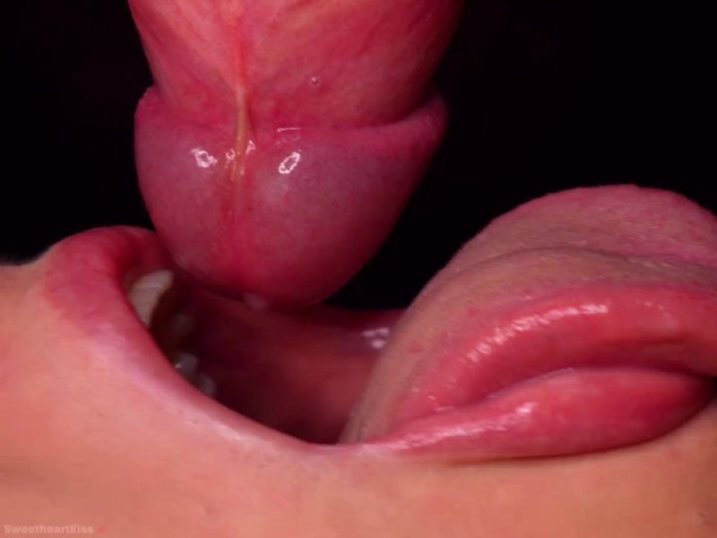 Blowjob close -up