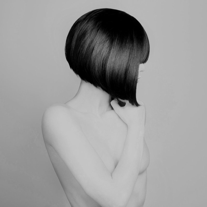 Girl with hairstyle Kare