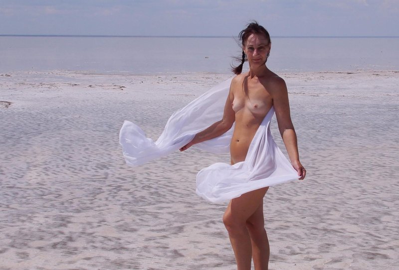 On the sea nude