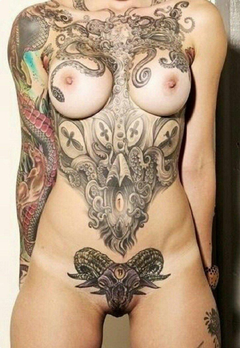 Naked tattooed women