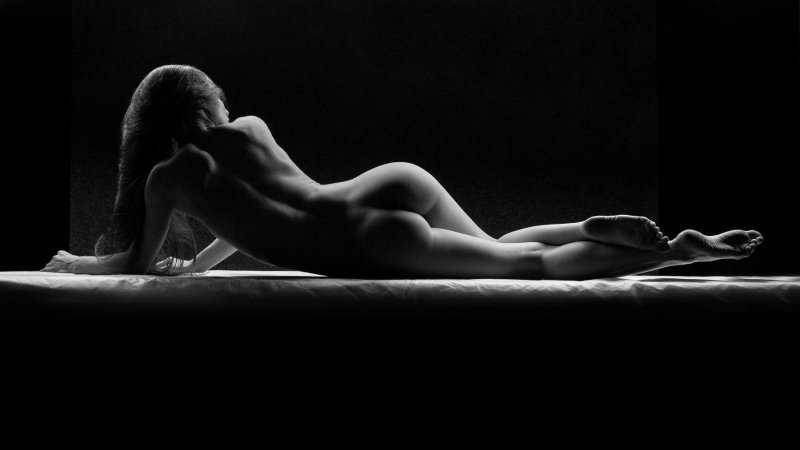 Girl nude