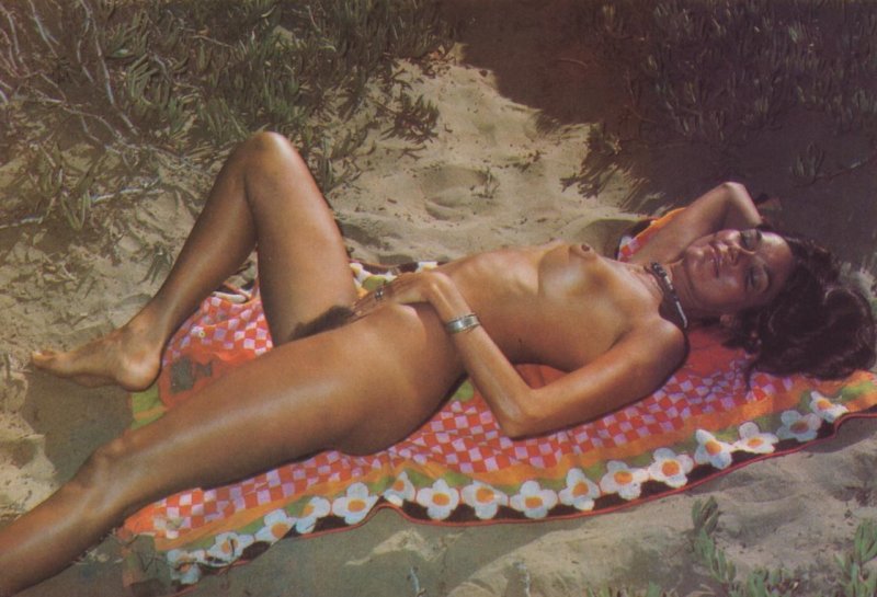 Sunny baths retro nude