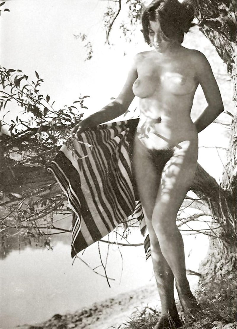 Naked Soviet women