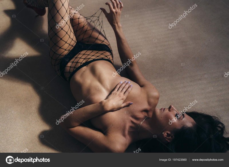 Body naked girls