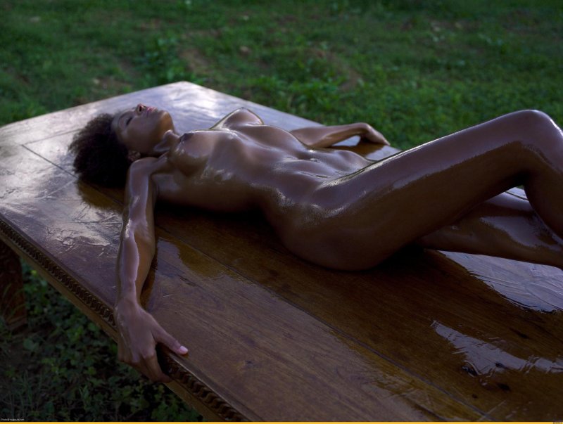 Erotica in oil
