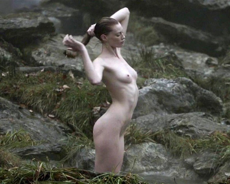 Alyssa sutherland nude