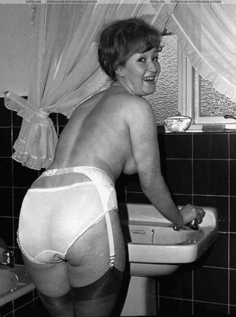 Old women in shorts of retro