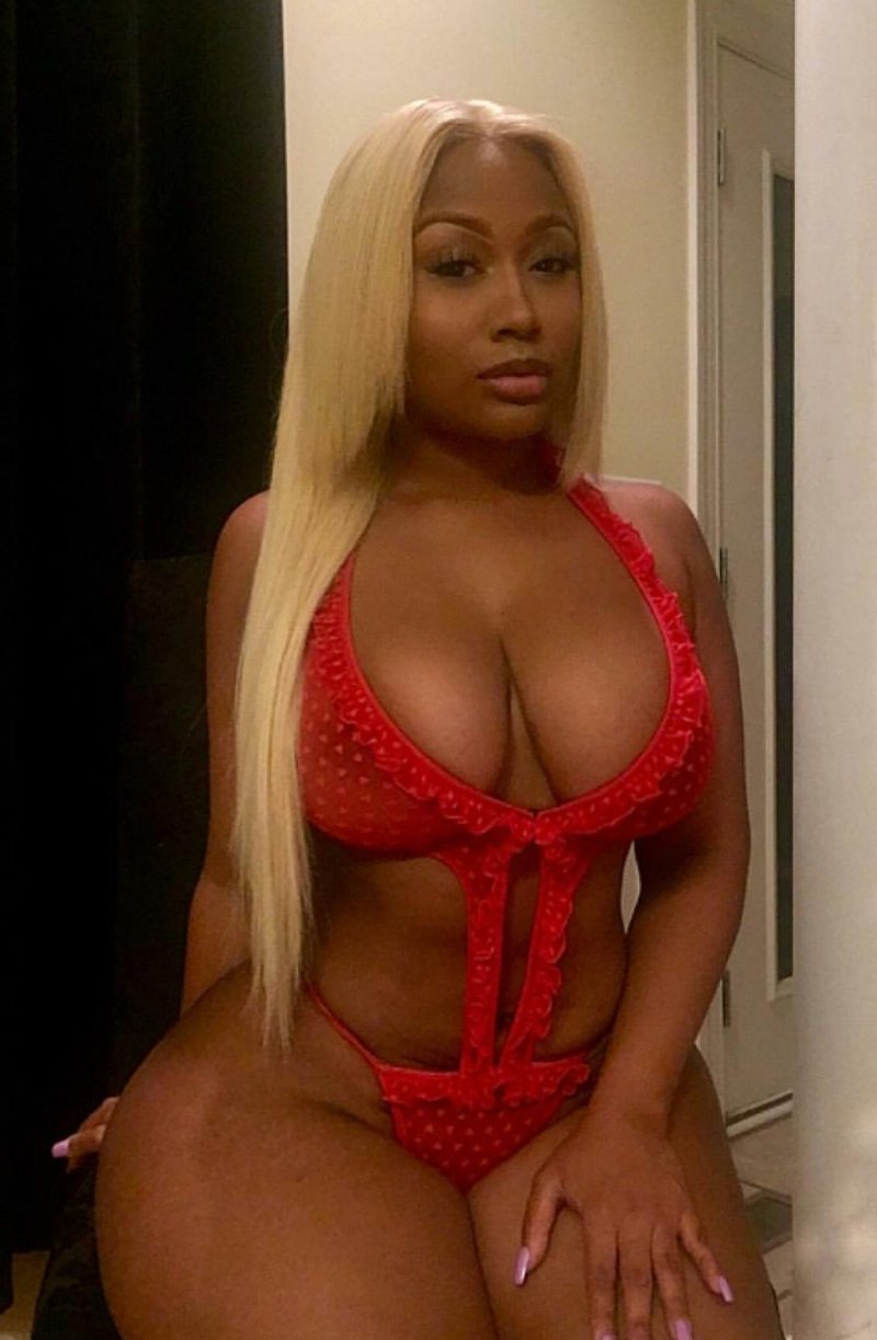 Black Bimbo Brittani Nude