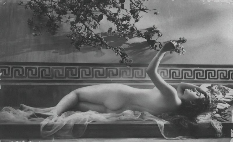 Vintage erotica