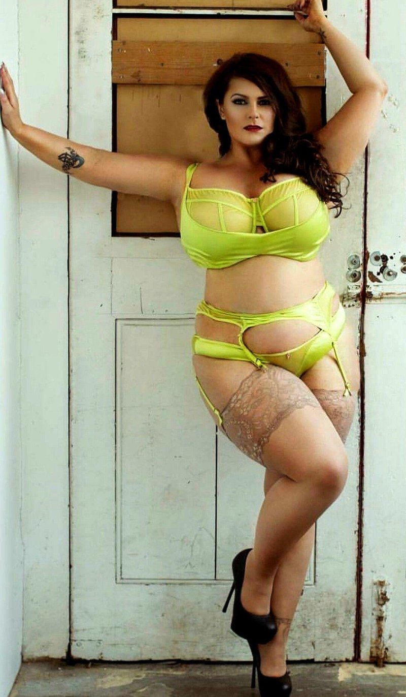 Naked lush woman