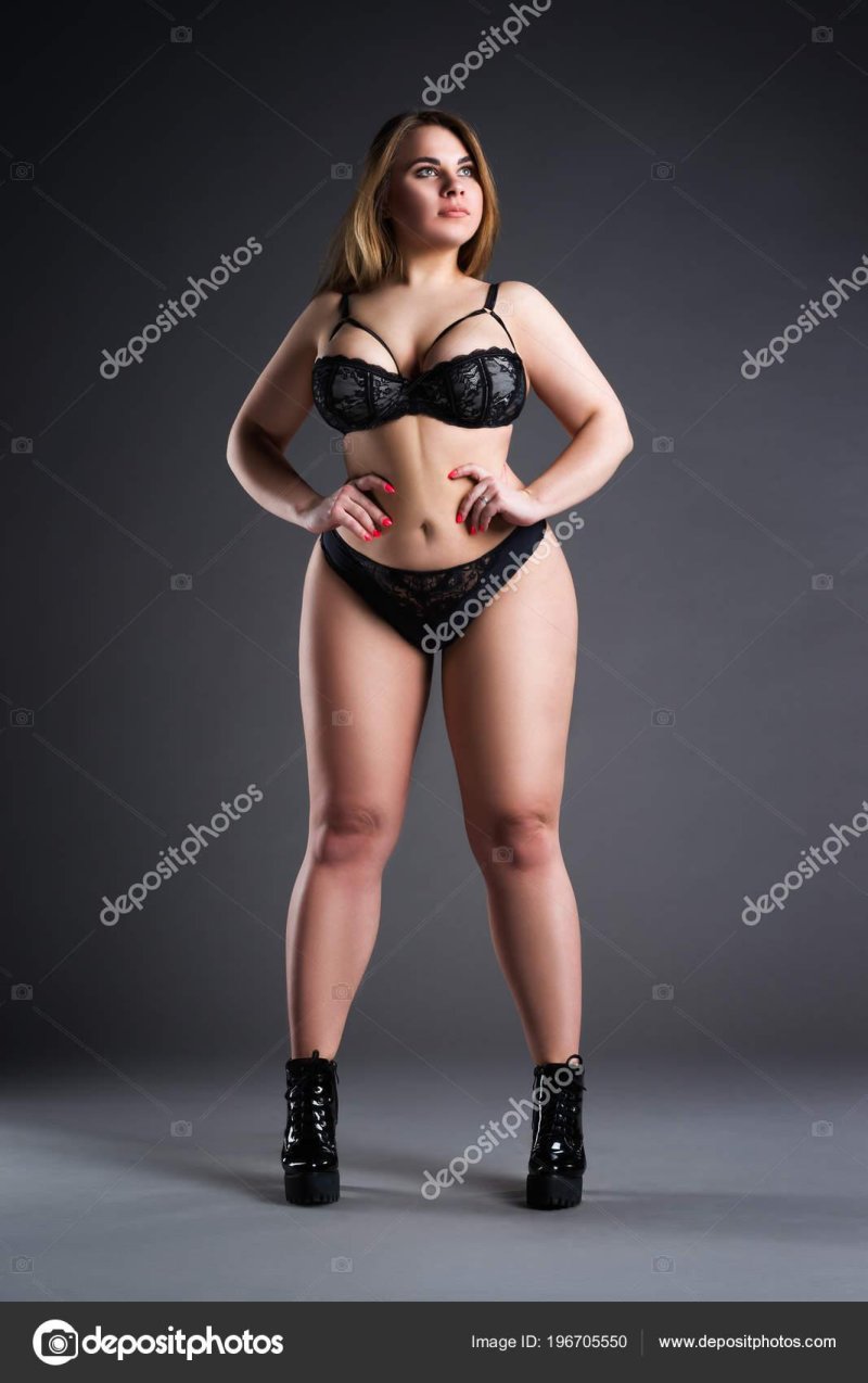 A chubby woman