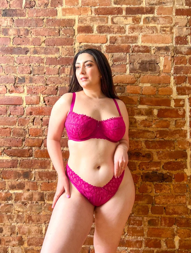 Lower underwear of large sizes