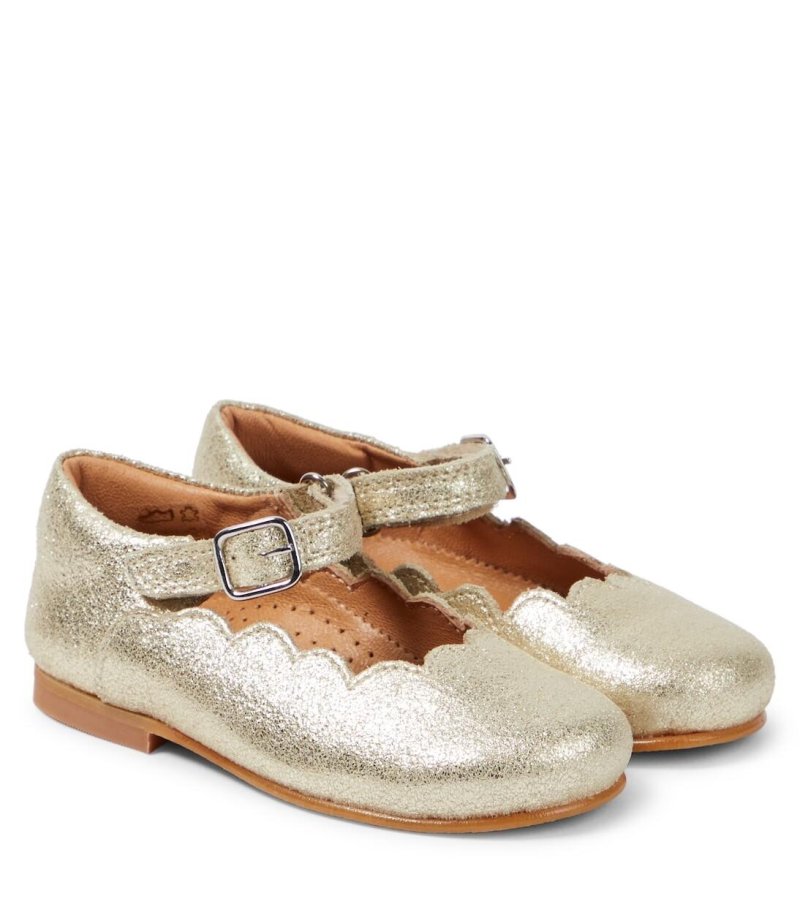Varnished ballet shoes