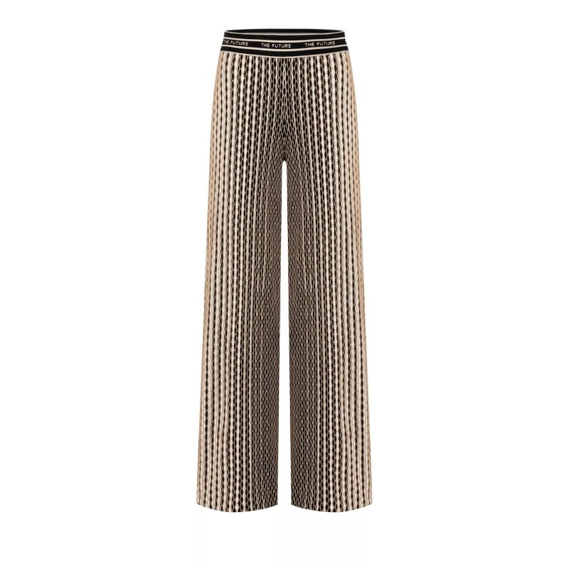 Wide trousers