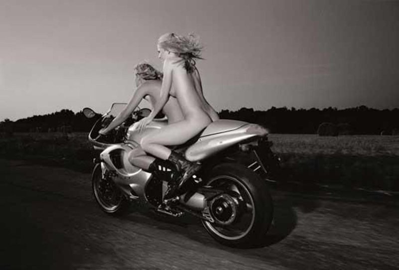 Photo shoot nude on a motorcycle