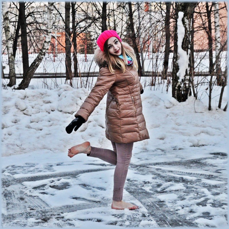 Girl barefoot in winter