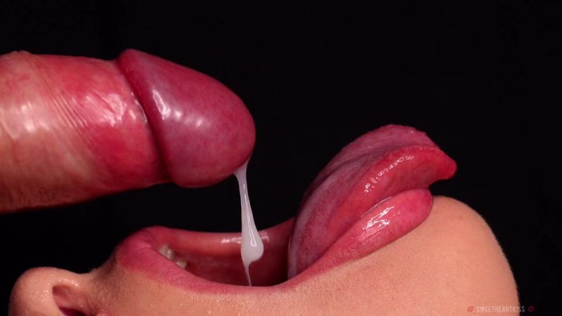 Blowjob close -up