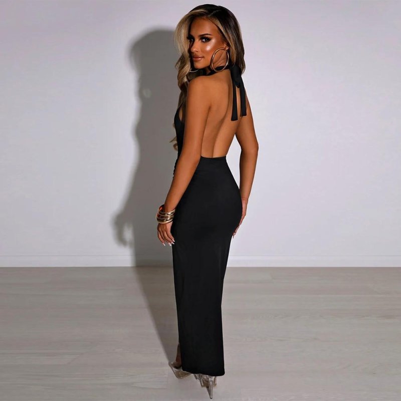 Dress with an open back and cut