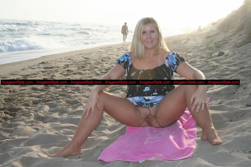 Mature nudists