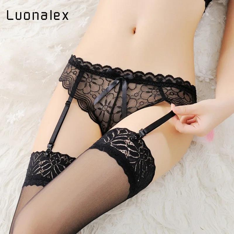Erotic linen with garters