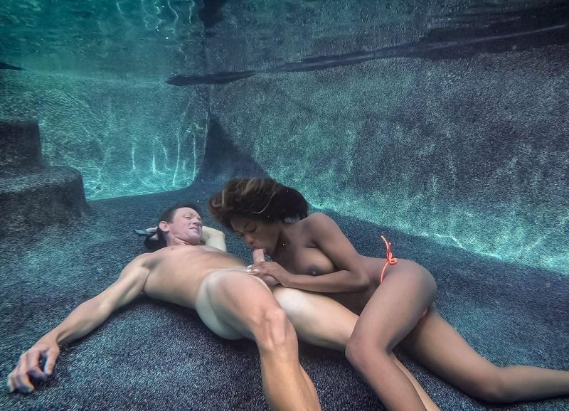 Porn under water