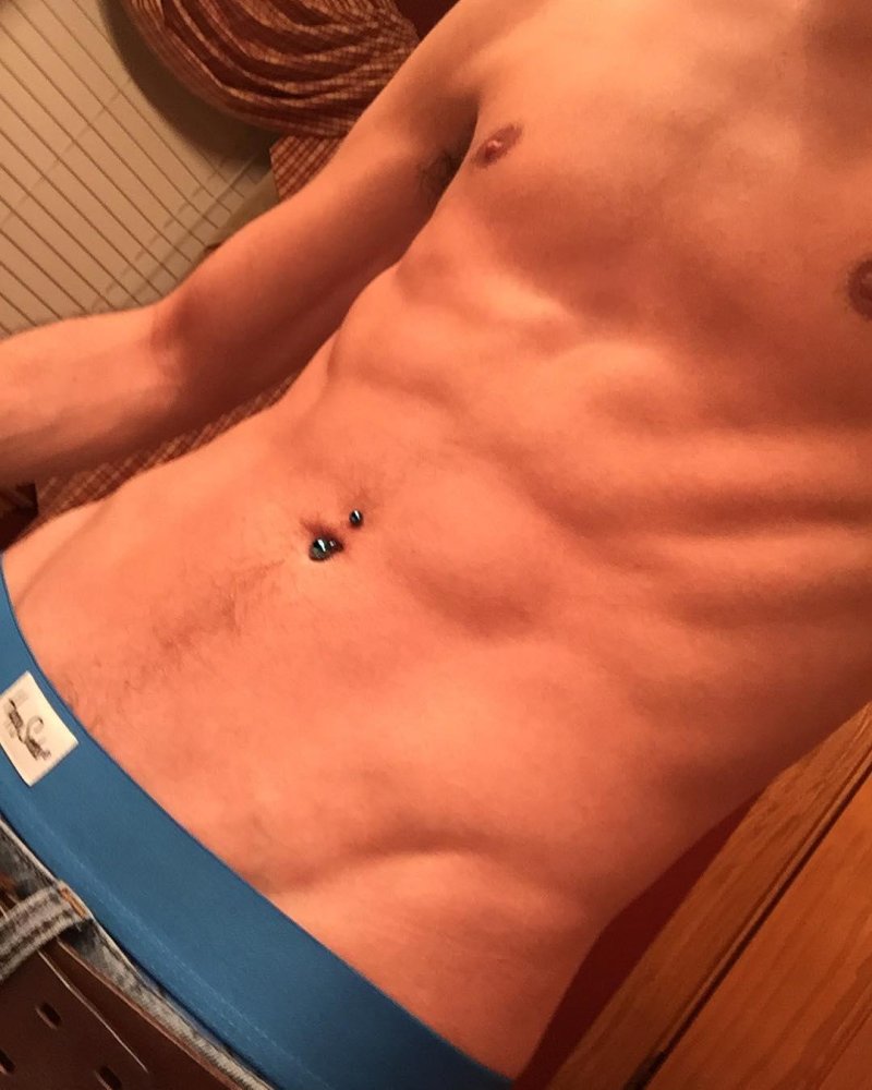 Male piercing navel