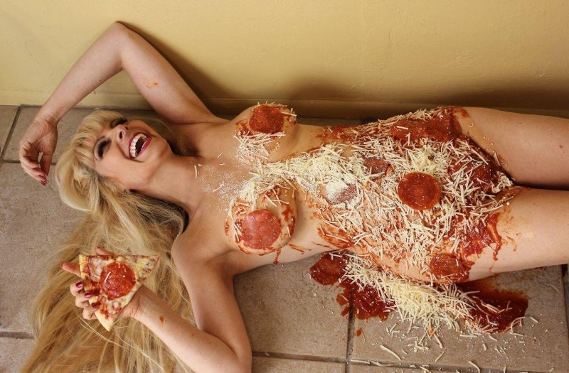 Photo shoot with pizza