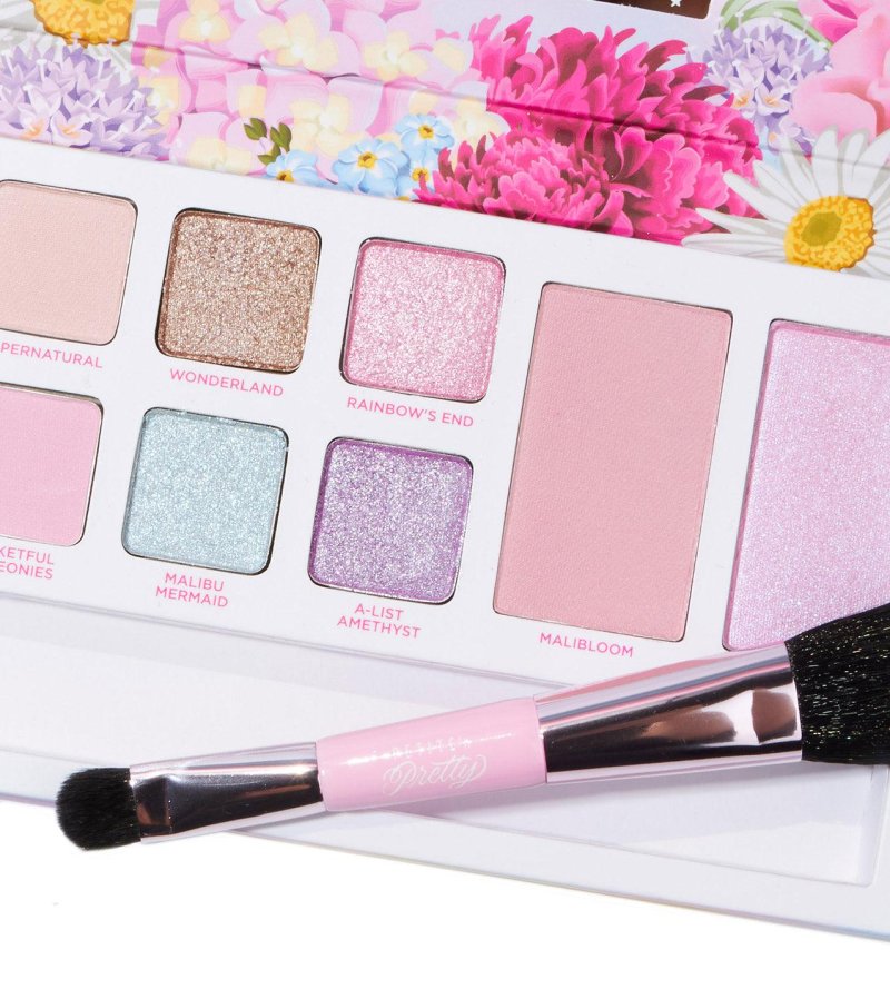Cosmetics set