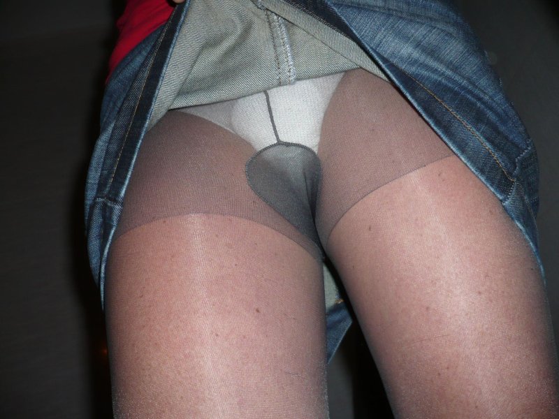 Tights under a skirt