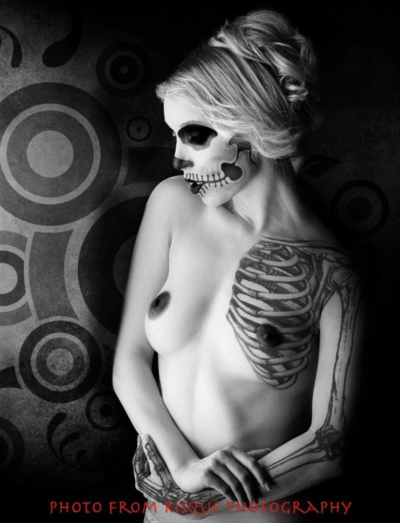 Beautiful women zombies naked