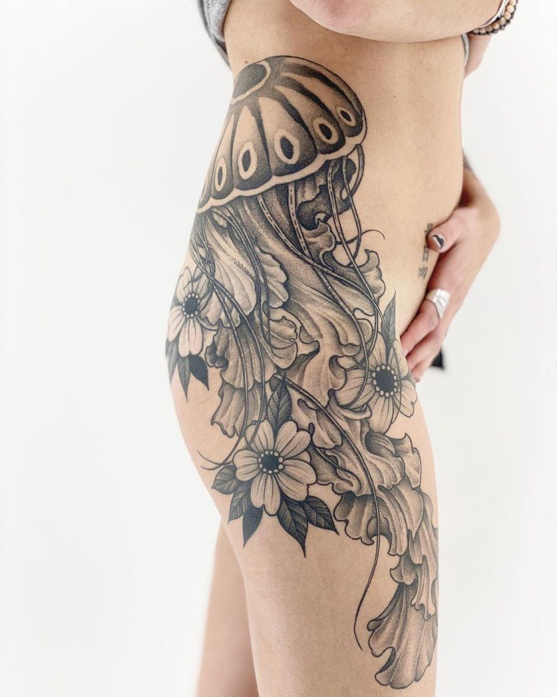 Tattoo on the female hip