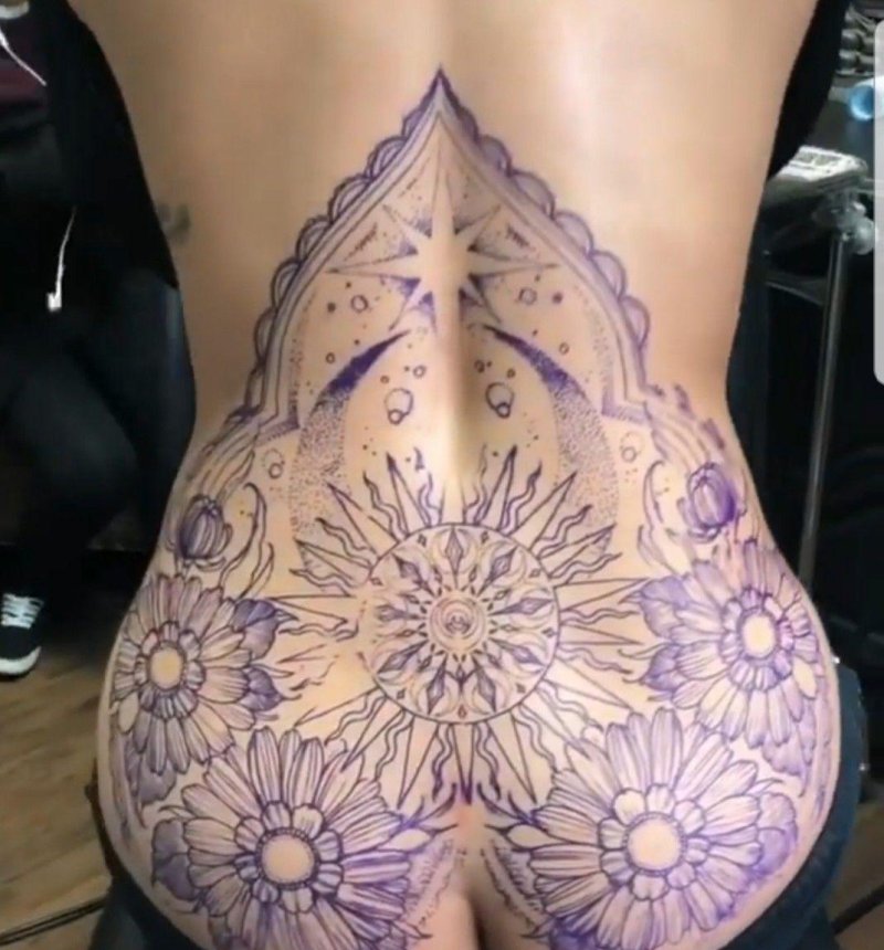 Tattoo mandala for girls