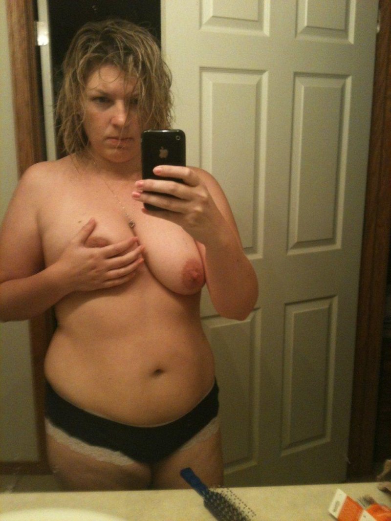Chubby naked amateur