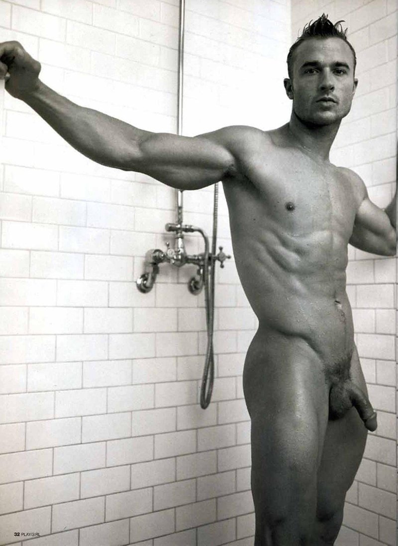 Derrick Davenport Naked