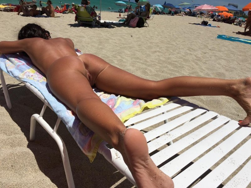 Beach butt