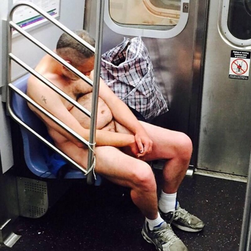 No Pants Subway Ride Moscow