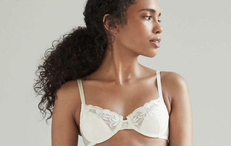 Lace brace