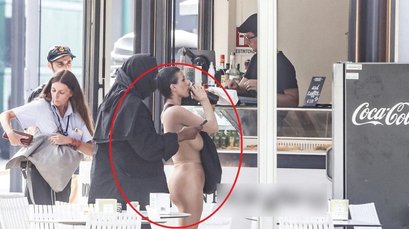 Wife Kanye West Bianca Censori