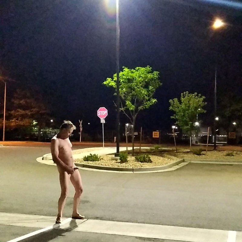 Nude street