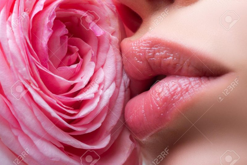 Lips close -up