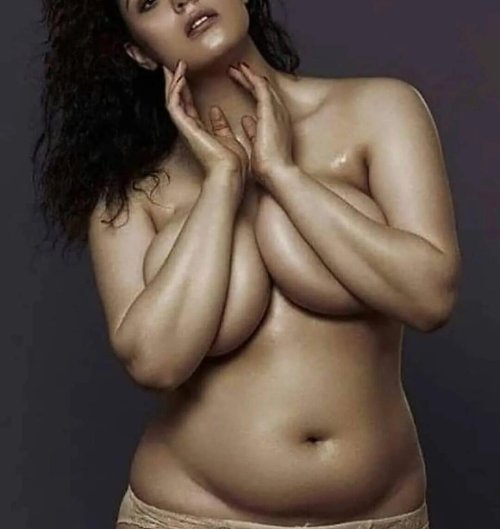 Beautiful full girls naked