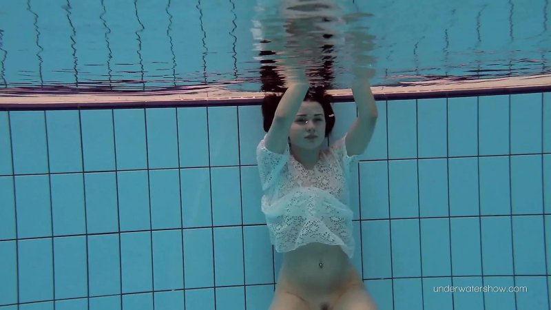 Porn in water