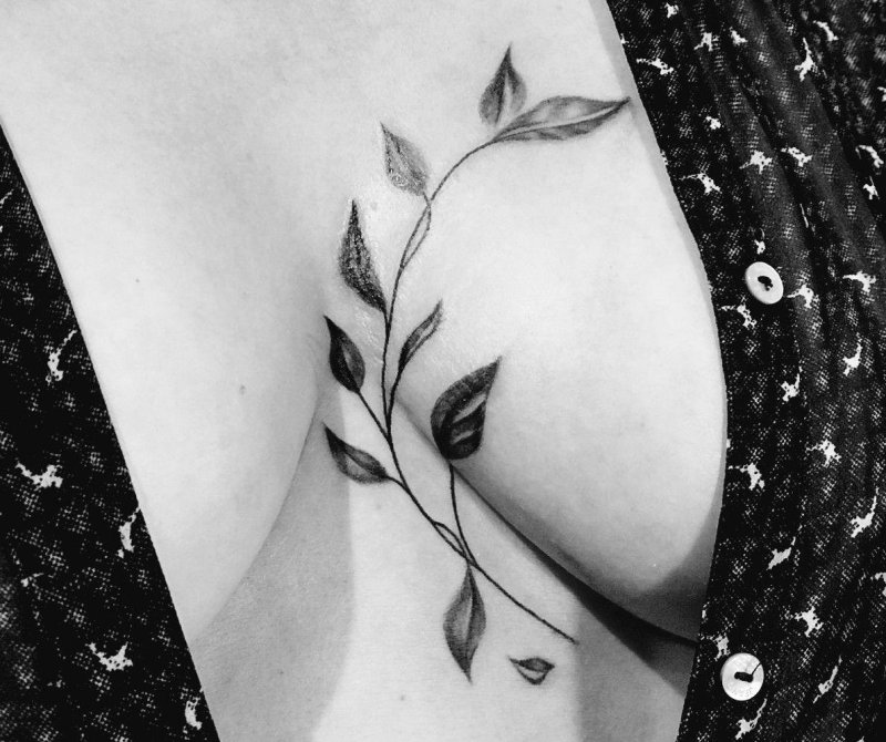 Female tattoo