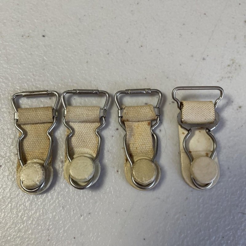 Metallic clamps