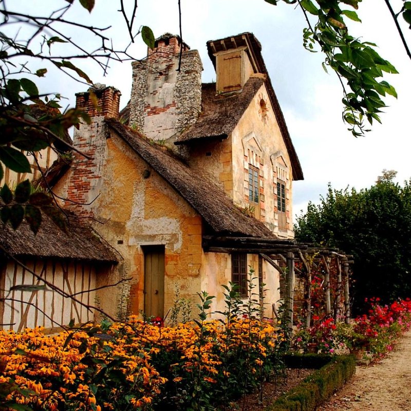 The village of Maria Antoinette Mill