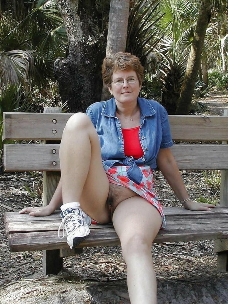 Old women without panties