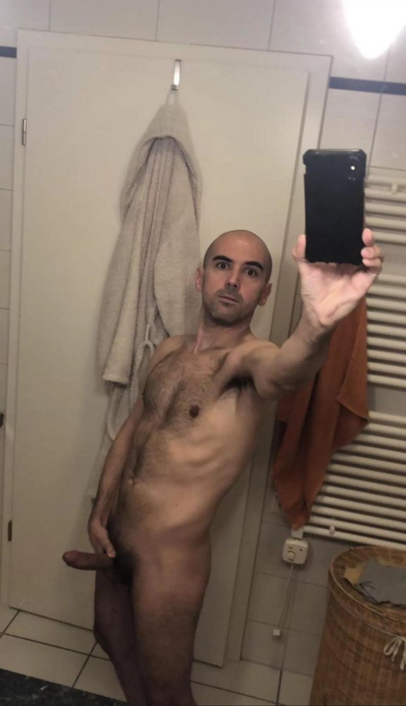 Hairy naked men