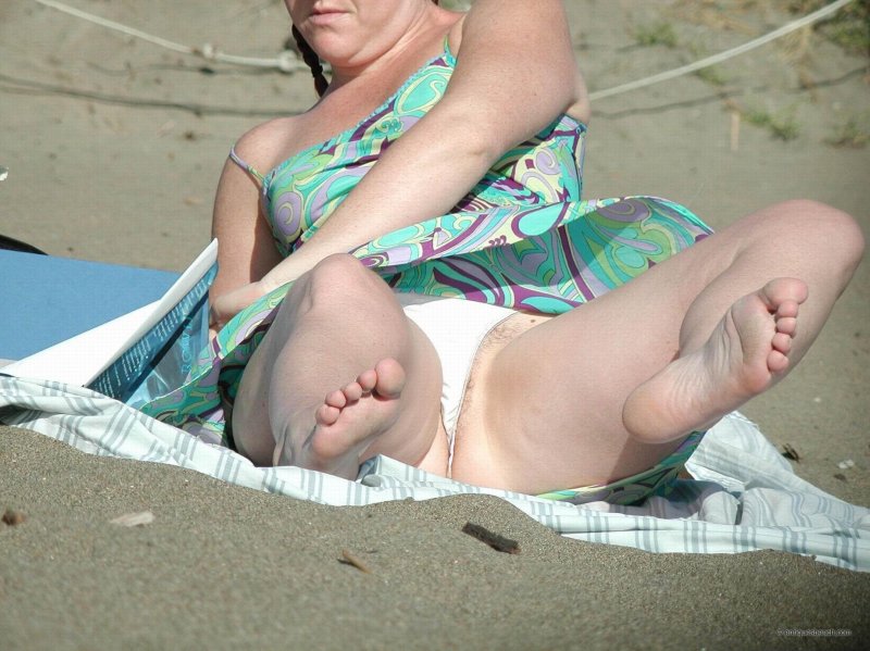 Upskirt on the beach
