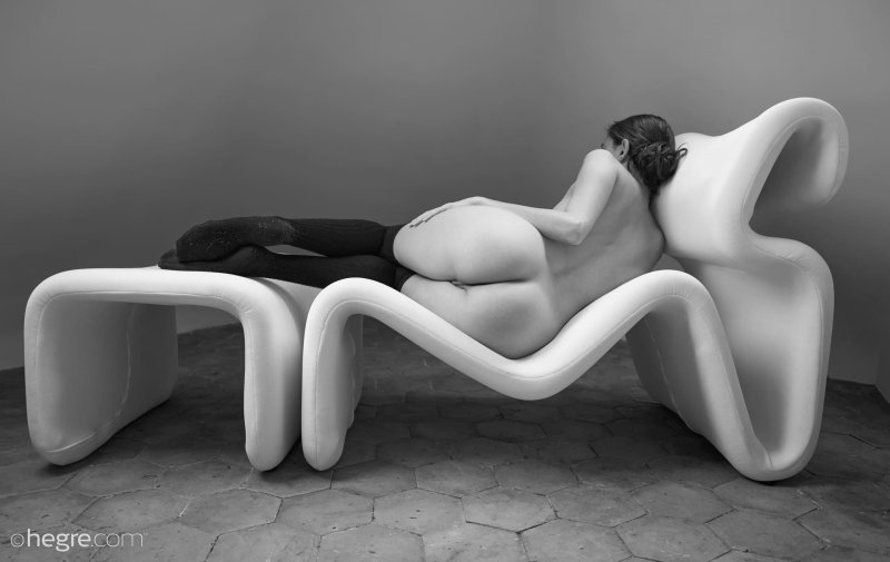 Naked forms